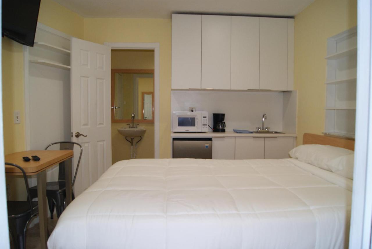 Private Studio Two Miles From Hard Rock Stadium Miami Gardens Exterior foto